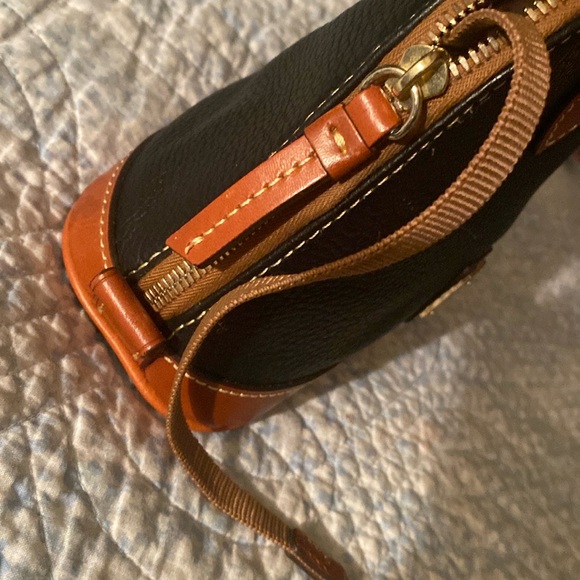 Women’s Black Dooney and Bourke Small satchel - Picture 3 of 12